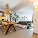Apartment Boho Riviera, Near Nikki Beach